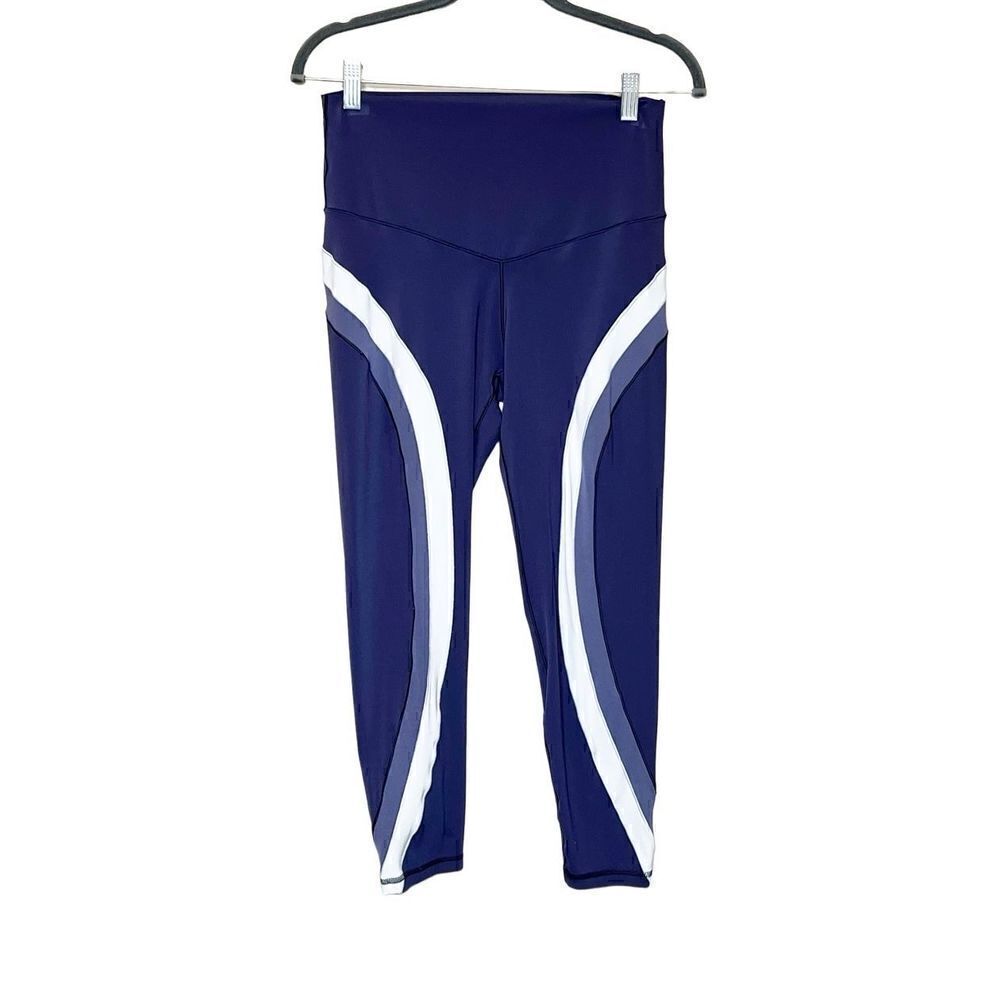 Aerie blue striped chill play move high waist crop leggings size L